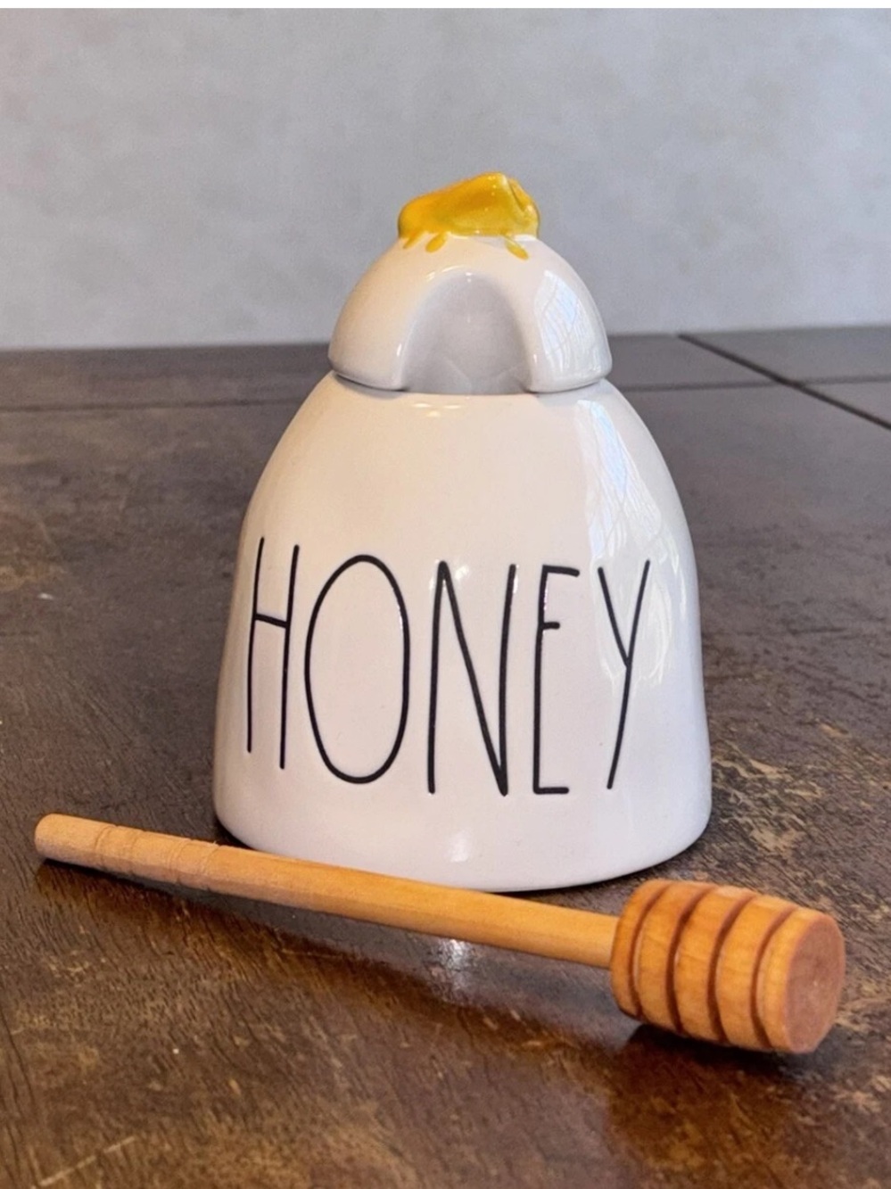 New Rae Dunn Ceramic HONEY Pot with Wooden Dipper FLAW